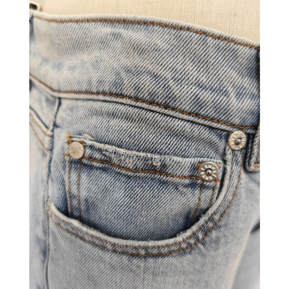 Alice + Olivia Amazing Embellished Jean 28 - Picture 11 of 13